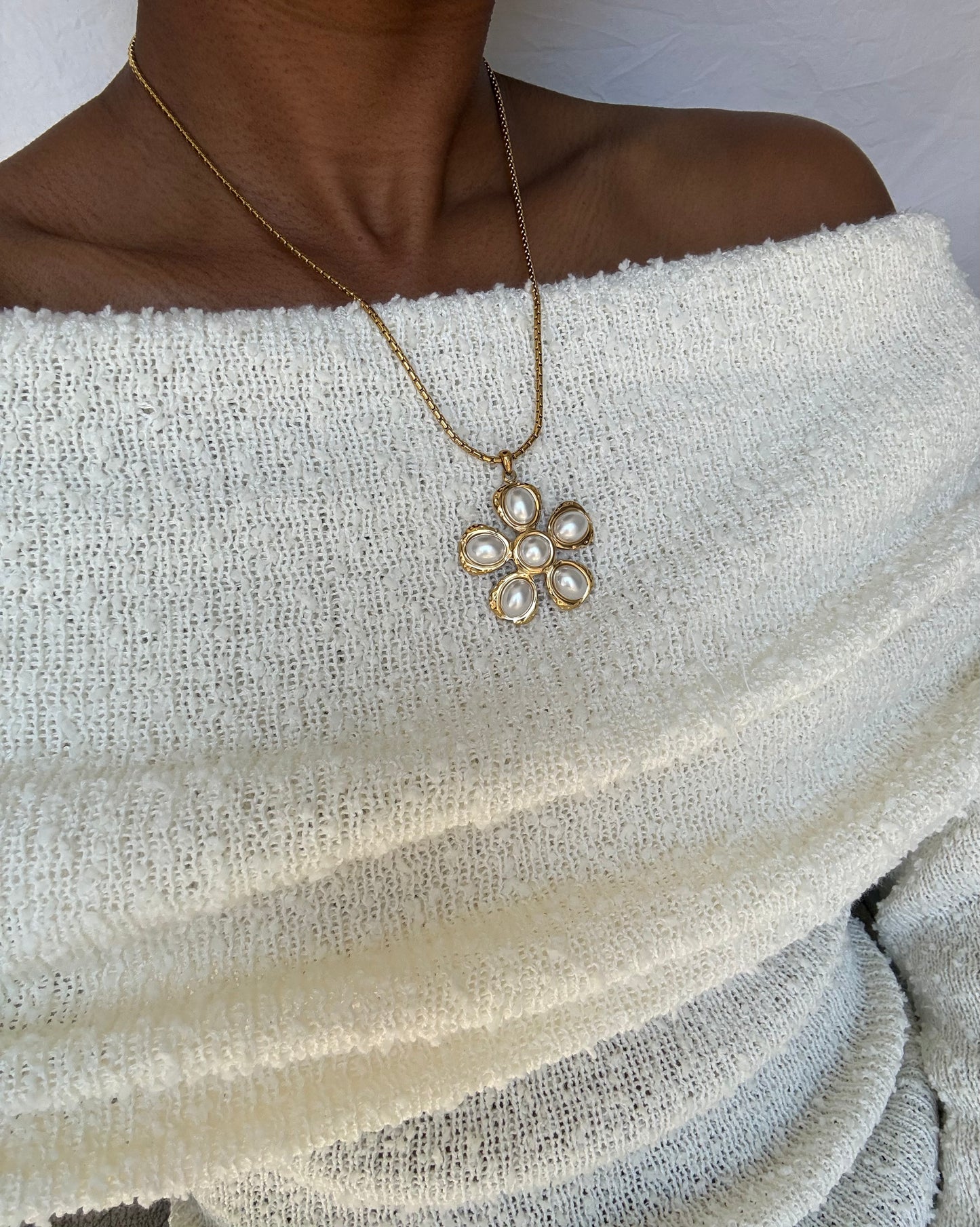 FLORA NECKLACE