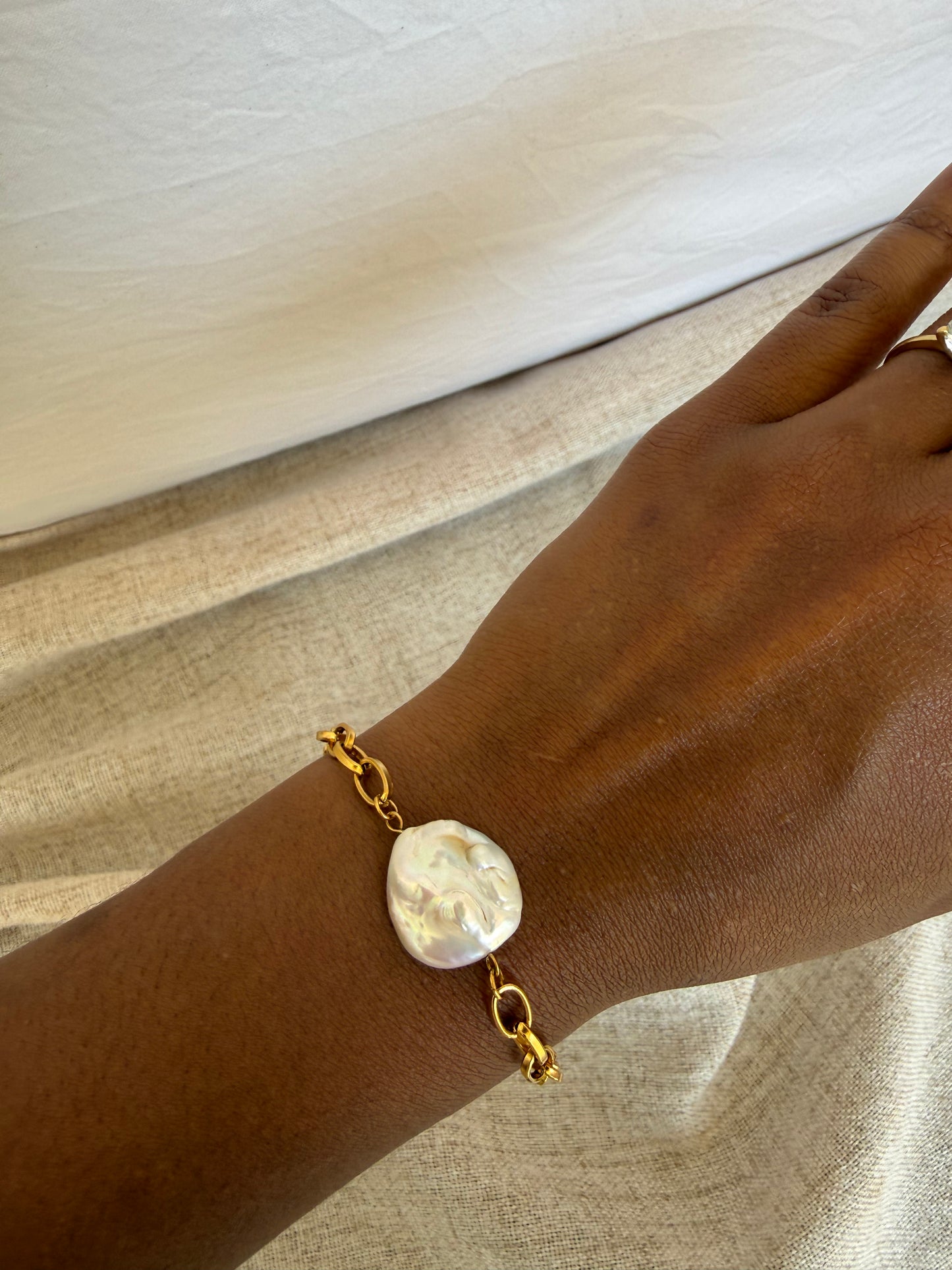 AVA BRACELET