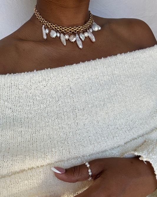 QUEEN CHOKER